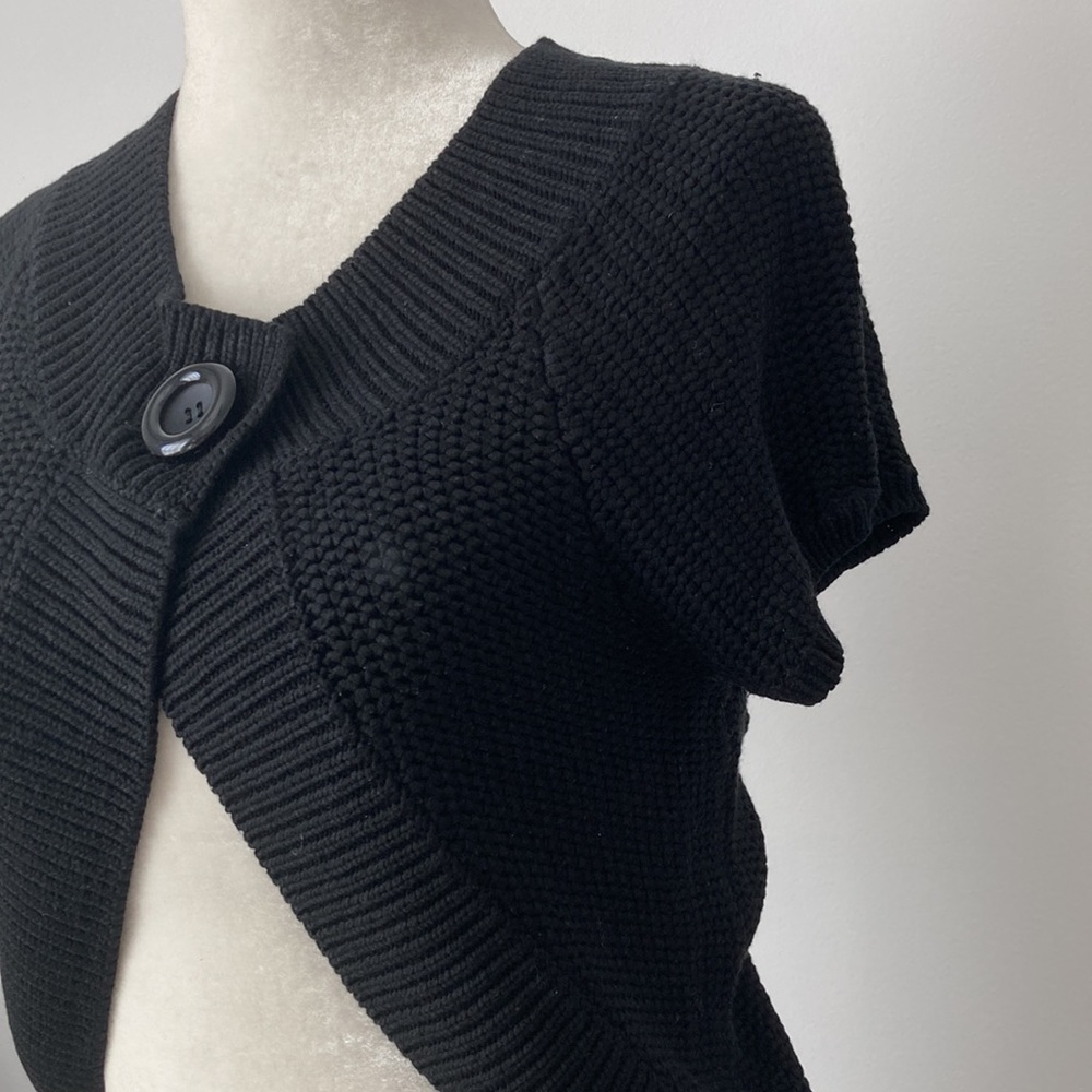 Kenneth Cole Reaction Black Sweater Bolero - Picture 4 of 9